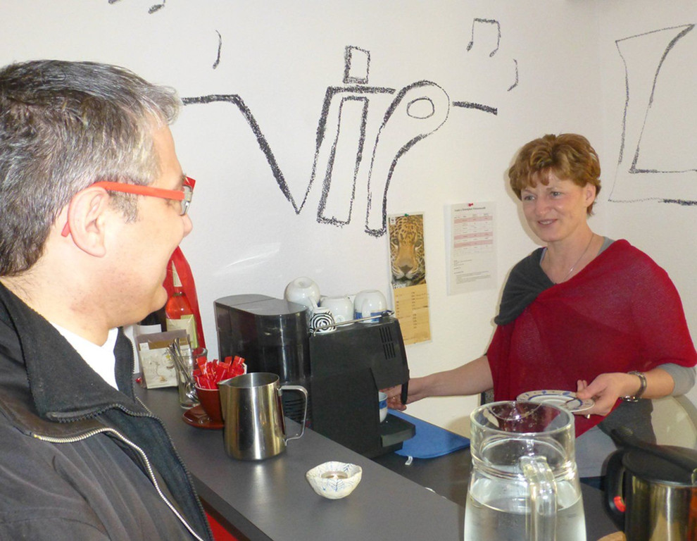 Cafe8Angela.jpg