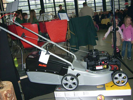 k-O JD500357_JPG-1270469400