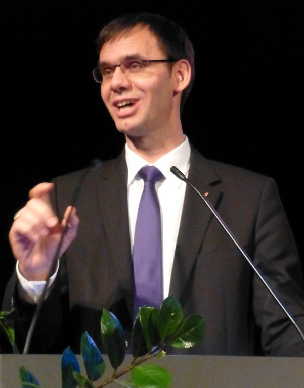 Caritas15aLH.jpg