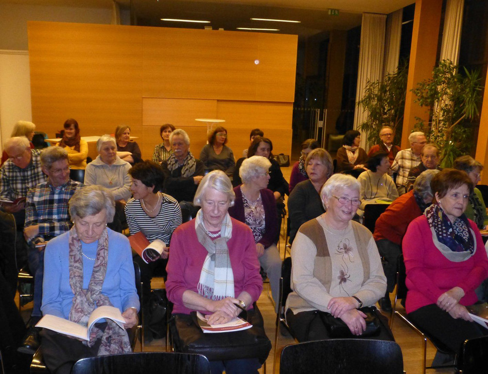 Mappe8Saal.jpg