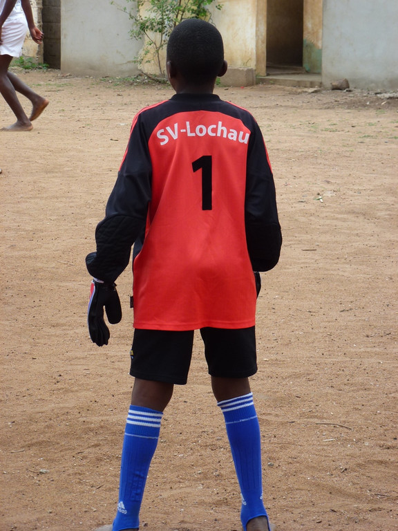 Fu__ball Mosambik Dressen J__nner 2014 _7_.JPG