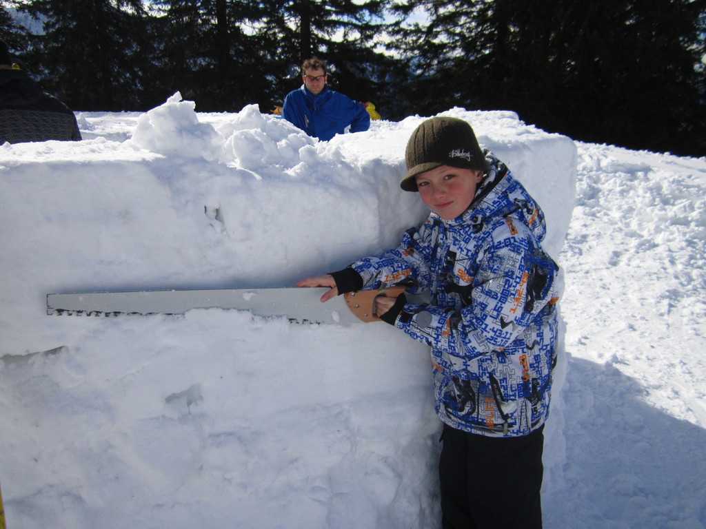 BK_Iglu bauen und rodeln Laterns 45.jpg