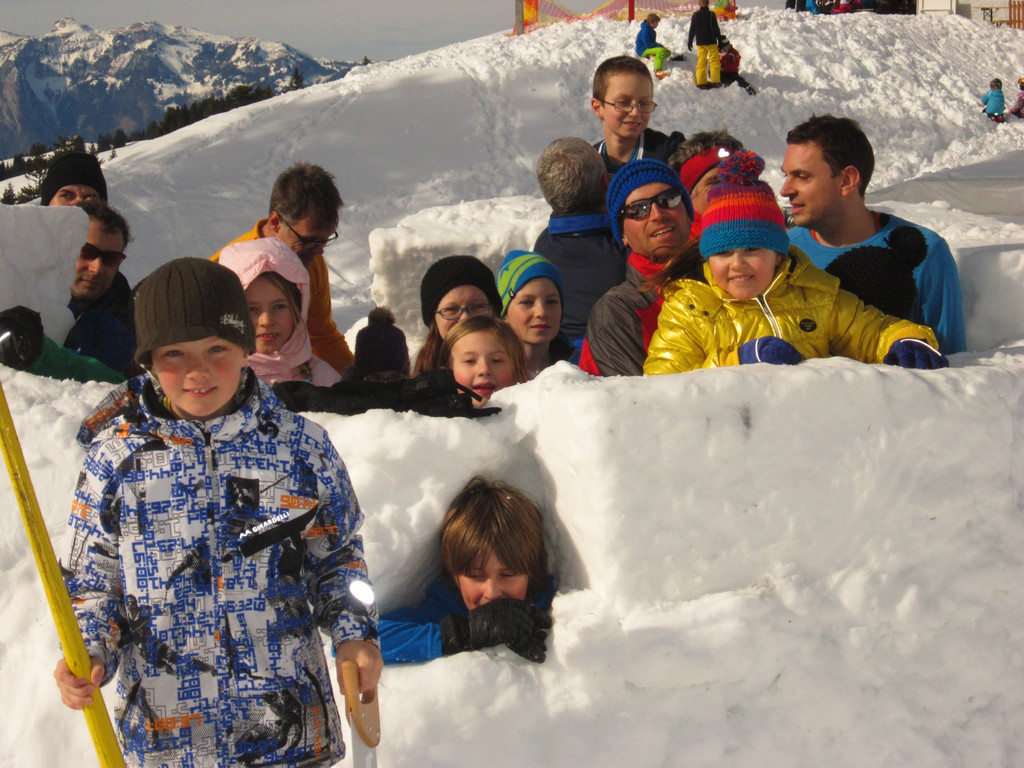 BK_Iglu bauen und rodeln Laterns 59.jpg