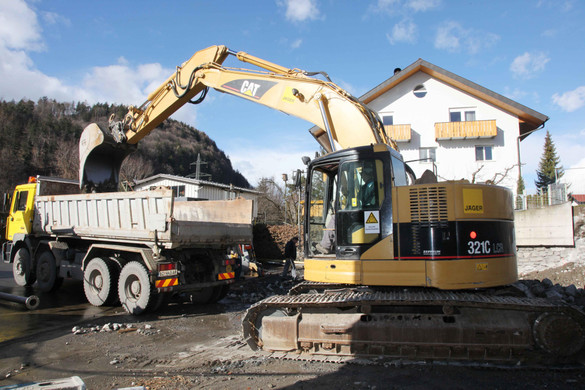 Spatenstich Neubau Firma Wagner Februar 2014 5.jpg