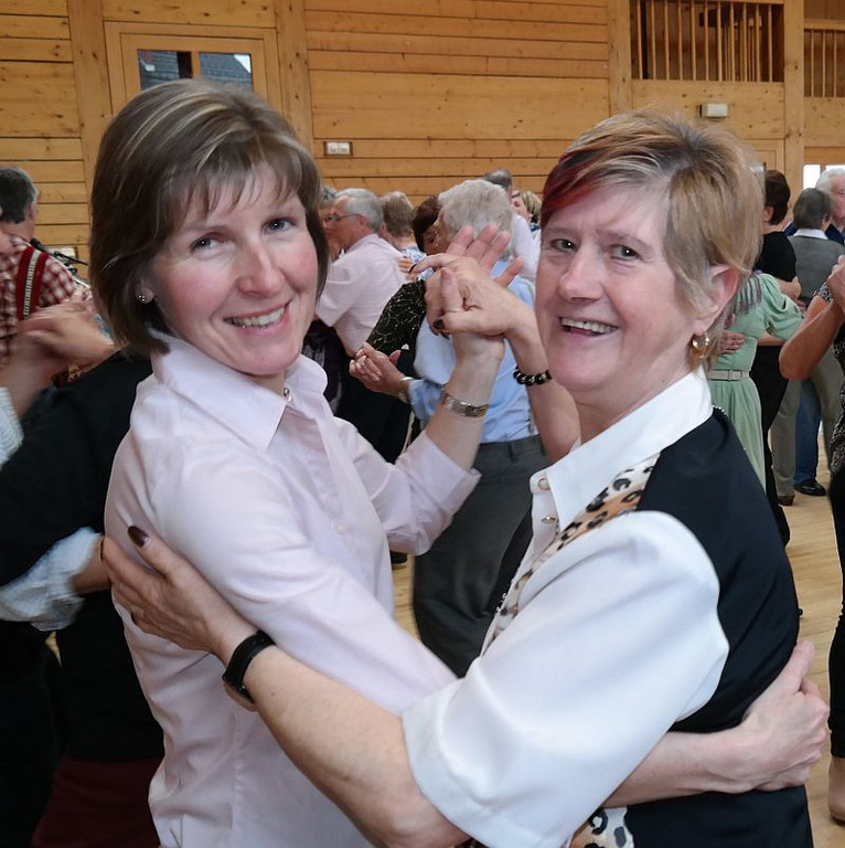 19_2_2014 seniorentanz gro__dorf 3.jpg
