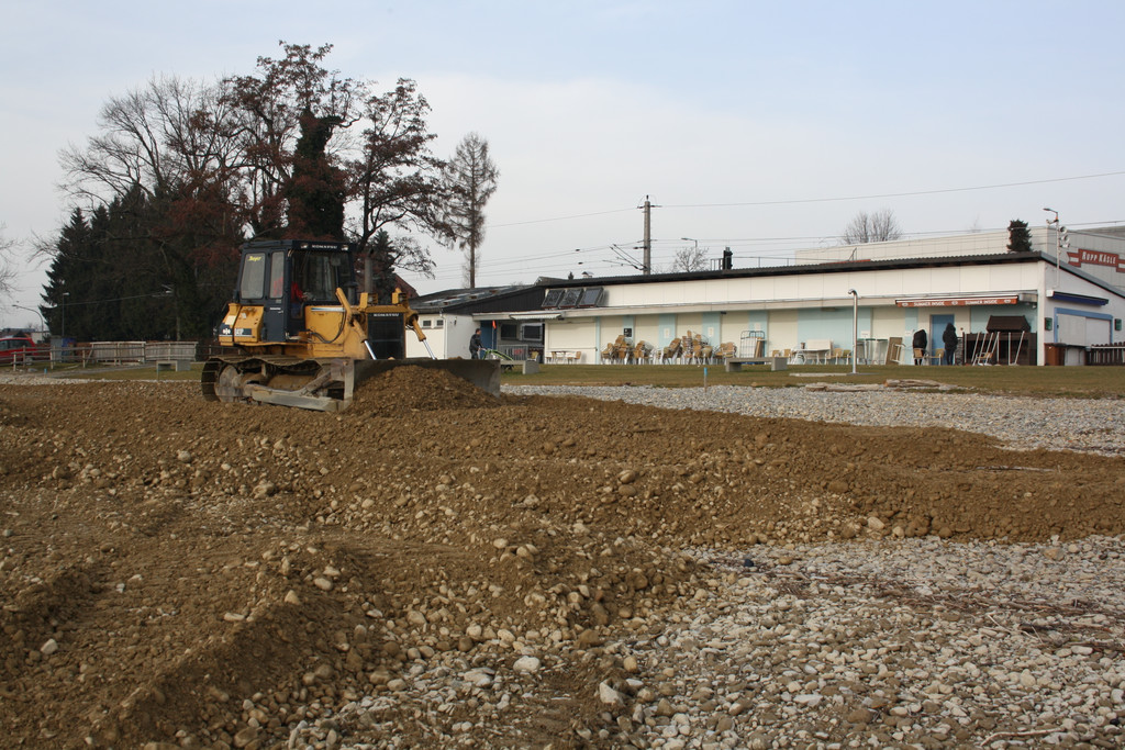 Uferarbeiten am See Materialausgleichung 2014 _19_.jpg