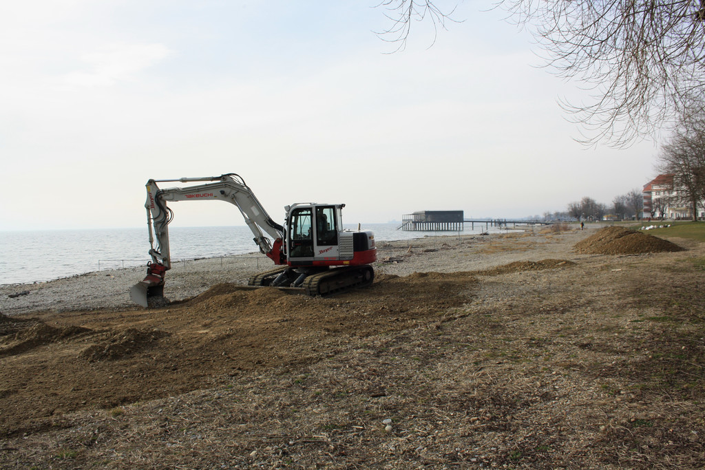 Uferarbeiten am See Materialausgleichung 2014 _16_.jpg