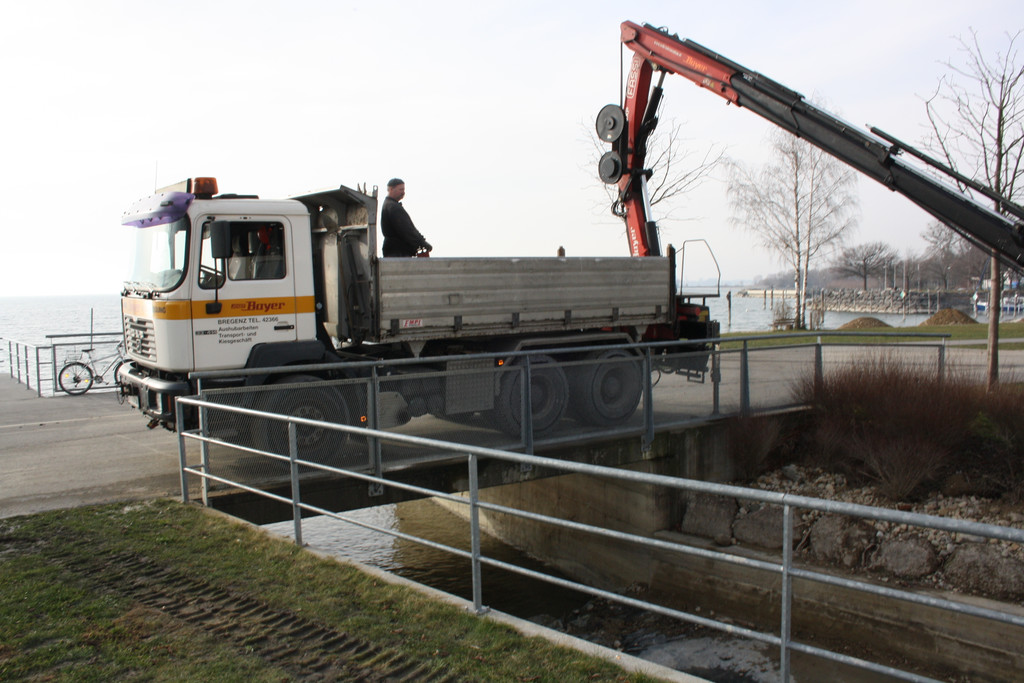 Uferarbeiten am See Materialausgleichung 2014 _6_.jpg