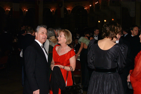 Ball 9_105_JPG-1270707660