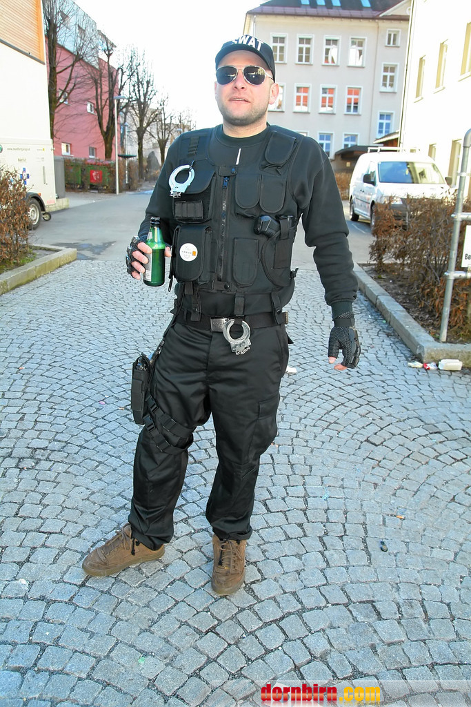 13507367.jpg