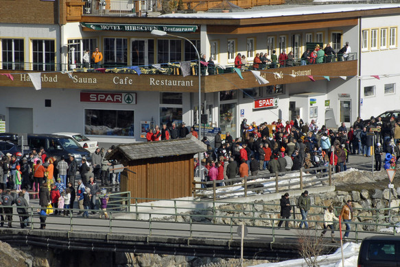 _c_ Gerhard Scopoli - Fasching Silbertal 2011 - 034.JPG