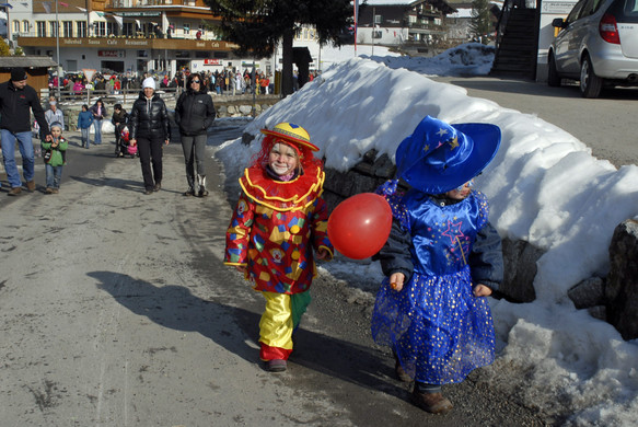 _c_ Gerhard Scopoli - Fasching Silbertal 2011 - 092.JPG