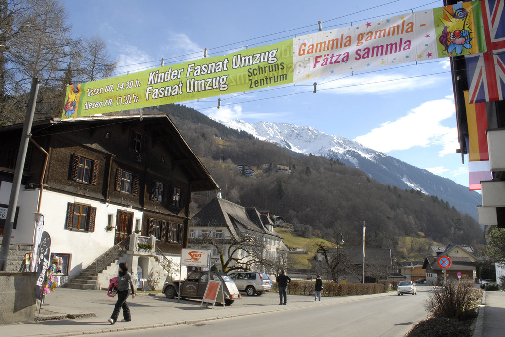 _c_ Gerhard Scopoli - Faschingsdekoration Schruns - 024.jpg