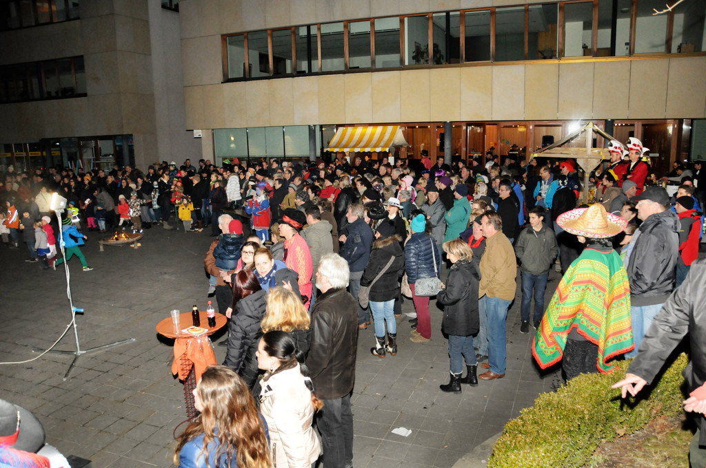 Schlu__sselu__bergabe Ho__chst 2014 113.jpg