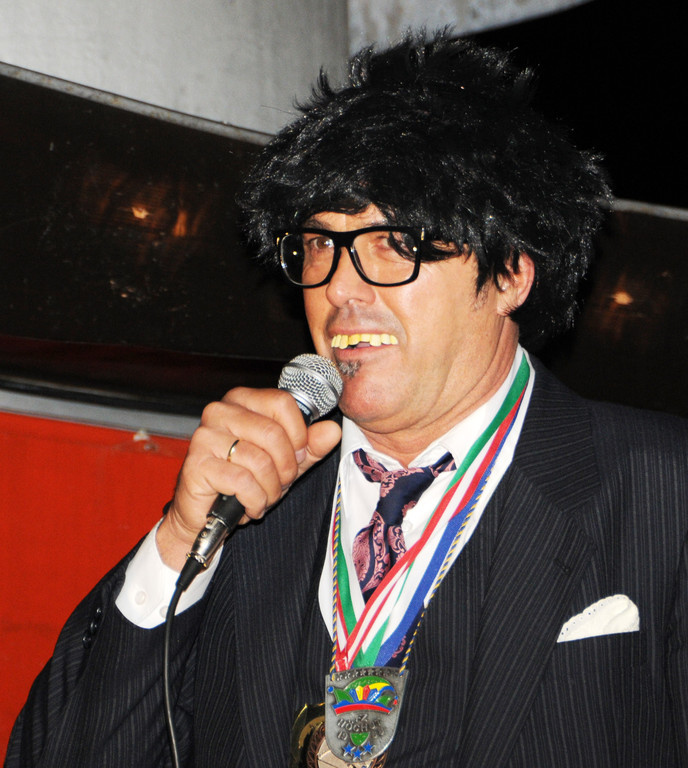 Schlu__sselu__bergabe Ho__chst 2014 63.jpg