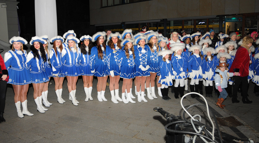 Schlu__sselu__bergabe Ho__chst 2014 102.jpg