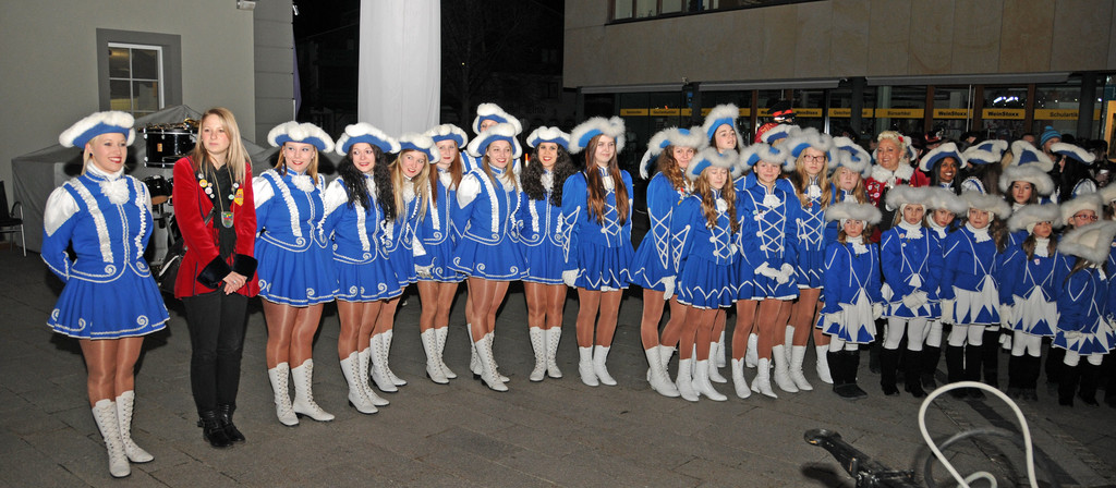 Schlu__sselu__bergabe Ho__chst 2014 103.jpg