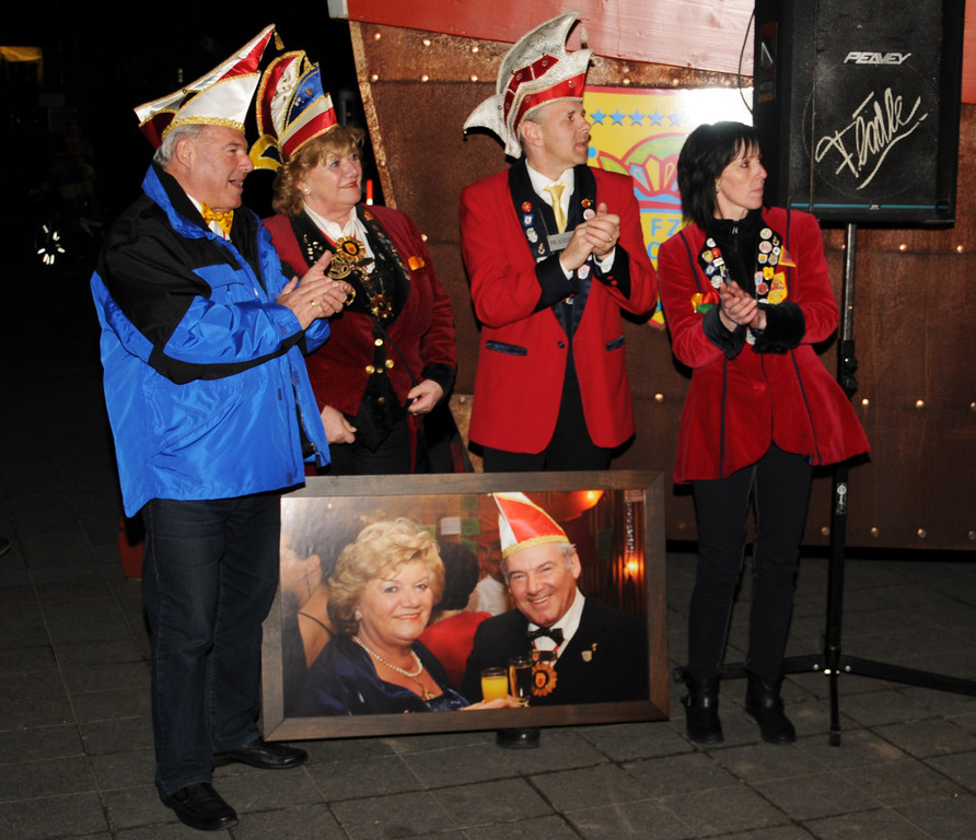 Schlu__sselu__bergabe Ho__chst 2014 112.jpg