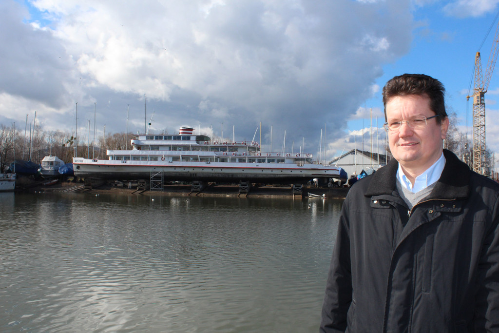 Schiff MS Austria a.jpg