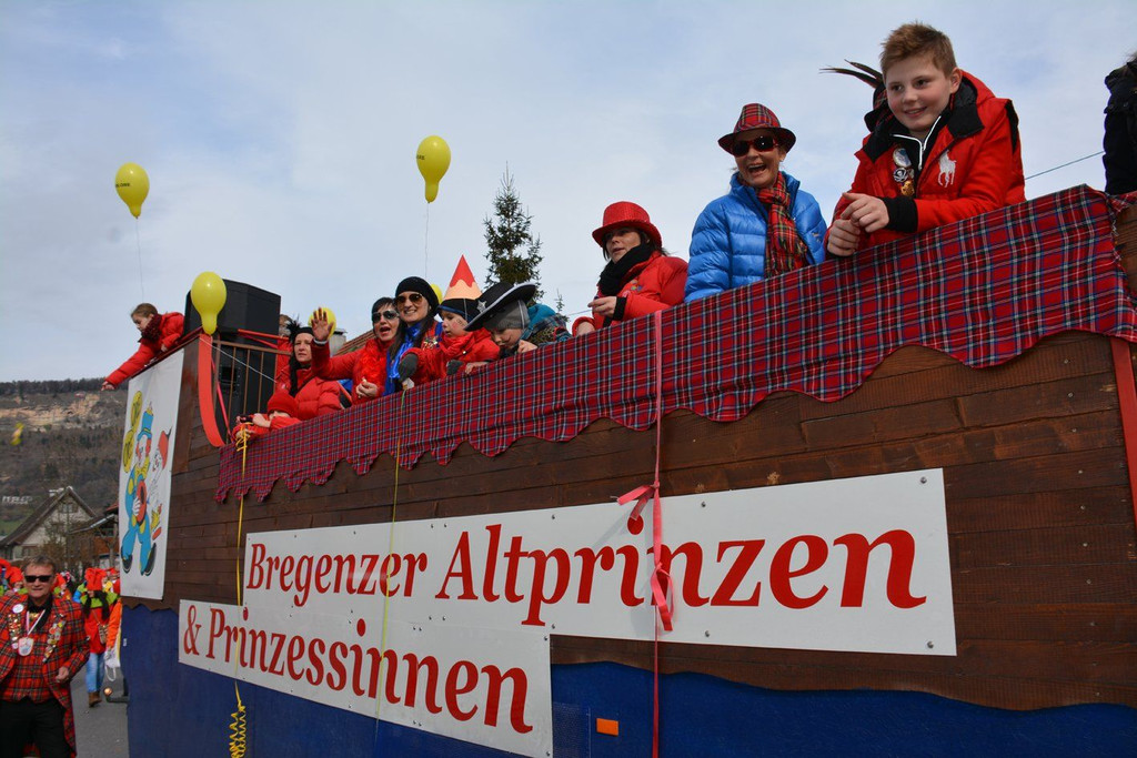 umzug38.jpg