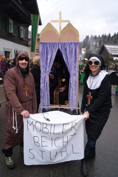 Umzug Partenen 3a.jpg