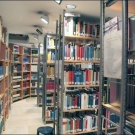 über 370.000 Bücher etc. stehen zur Auswahl
