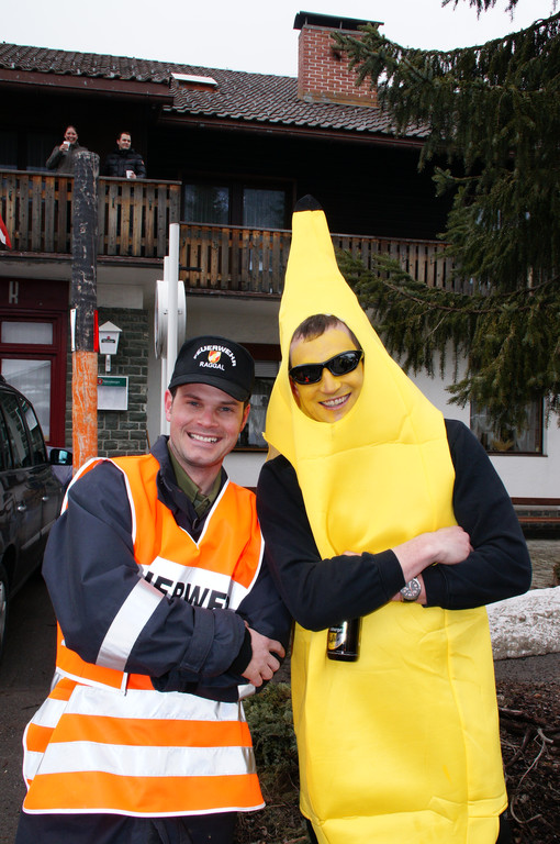 FeuerwehrundBanane.JPG