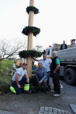 Buergermeisterbaum Aufstellung 2010 _20__jpg-1270750480