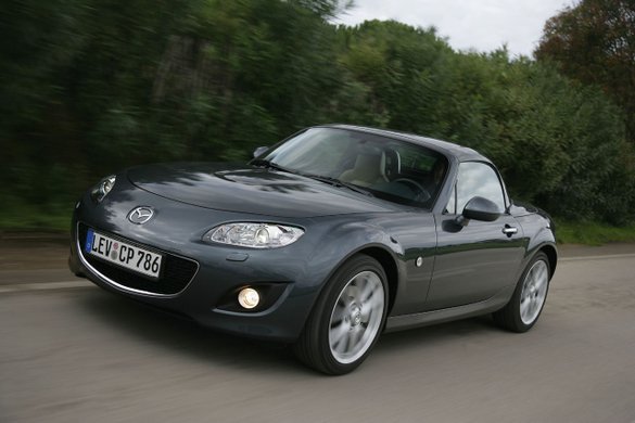 MX-5FL_RCoupe_act9__jpg72.jpg