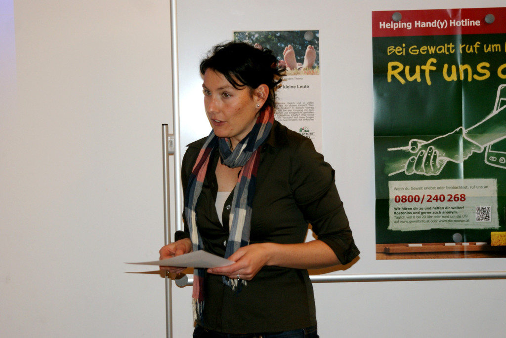 03 Michaela Hermann_ Leiterin Bibliothek.JPG