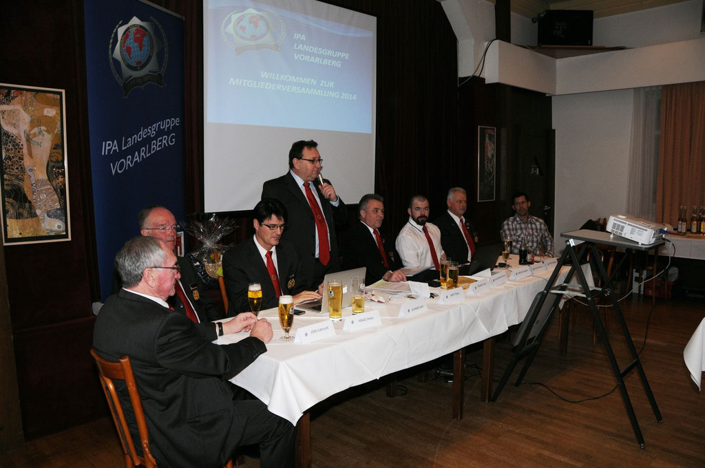 001 IPA Landesvorstand 2014.JPG