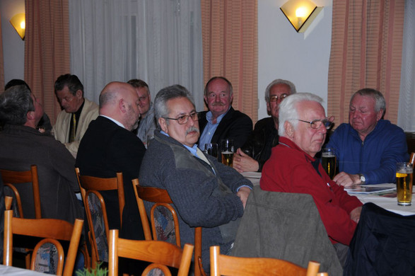 010 IPA Mit07 gl_-Versammlung 2014.JPG