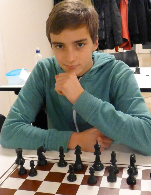 LM12Laslo.jpg