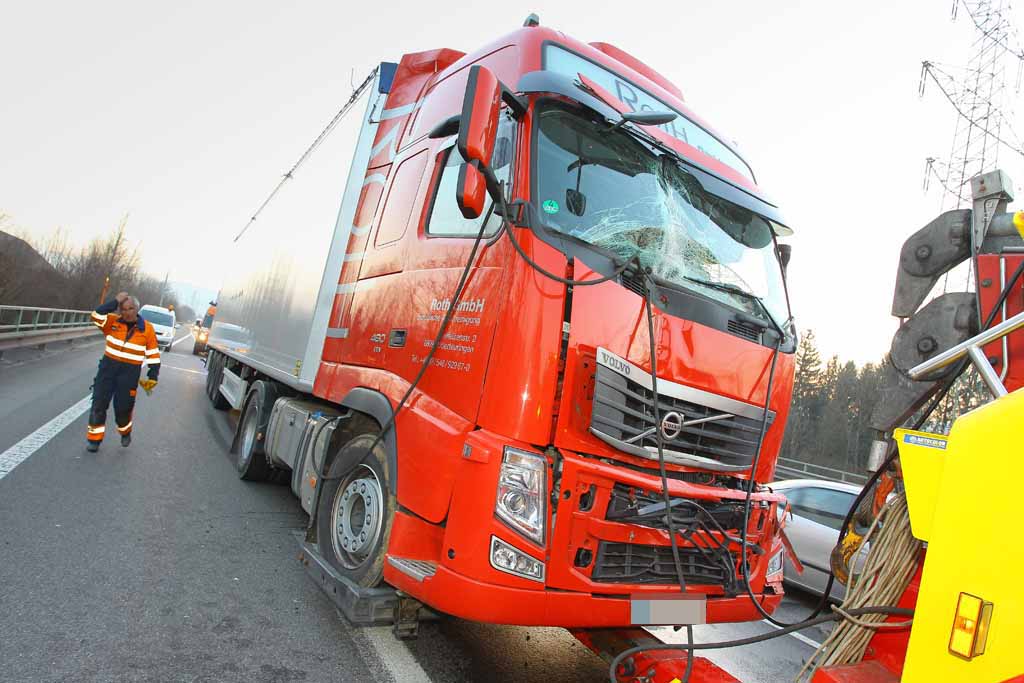 Unfall Rheintalautobahn09.jpg