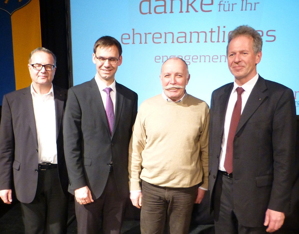Ehre13f.jpg
