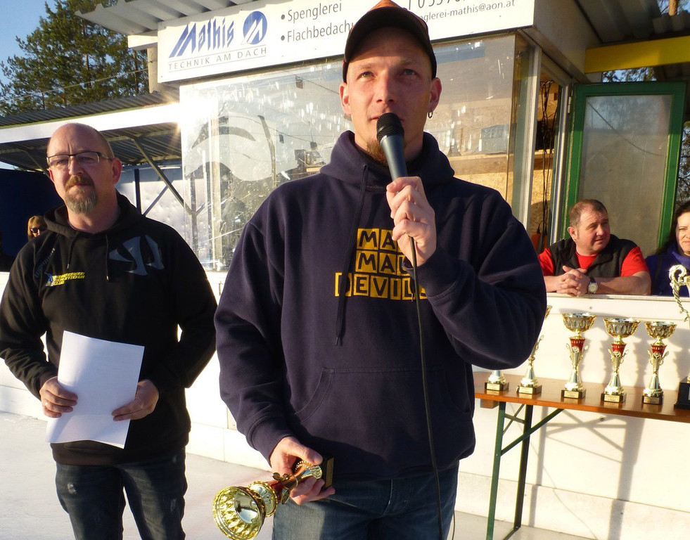 Besen32Gross.jpg