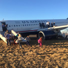Philadelphia: Fahrwerk von Flugzeug bricht bei Startversuch zusammen