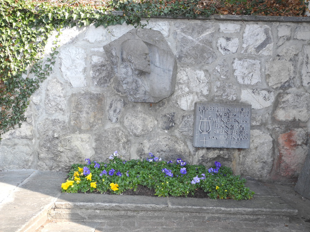 Denkmal 3.JPG