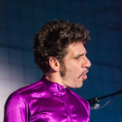 13567246.jpg