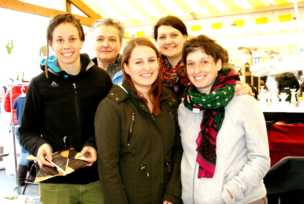 # Titelbild _37_ Mit dem Projekt Wasser f__r Uganda werden Wassertanks finanziert_.JPG