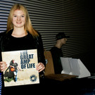 Stefanie_ Daniels kleine Schwester ist sehr stolz.JPG