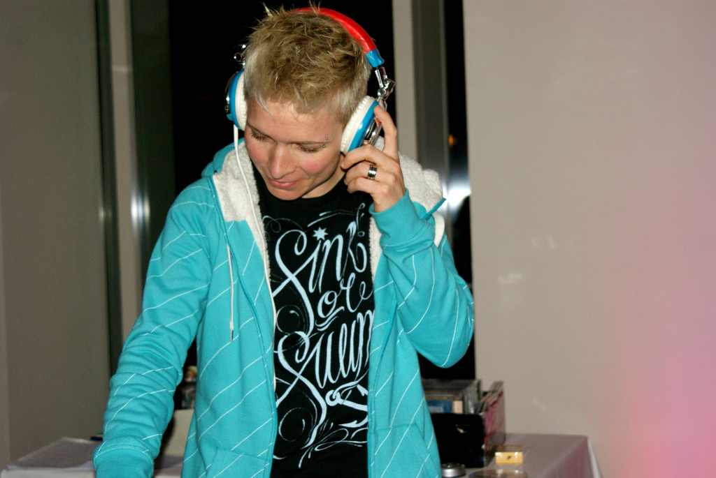 DJ under pressure.JPG