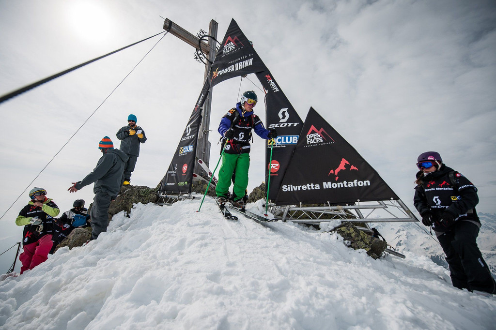 andreschoenherr_DSC4684_Klein.jpg