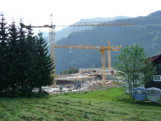 Ifenhotel Bau 7_09 _6_.JPG