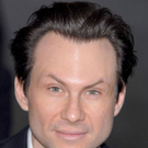 Heute sieht er auch wie eine missgestaltete Figur aus Madame Tussauds. Schade, Christian. So alt wärst Du noch gar nicht...