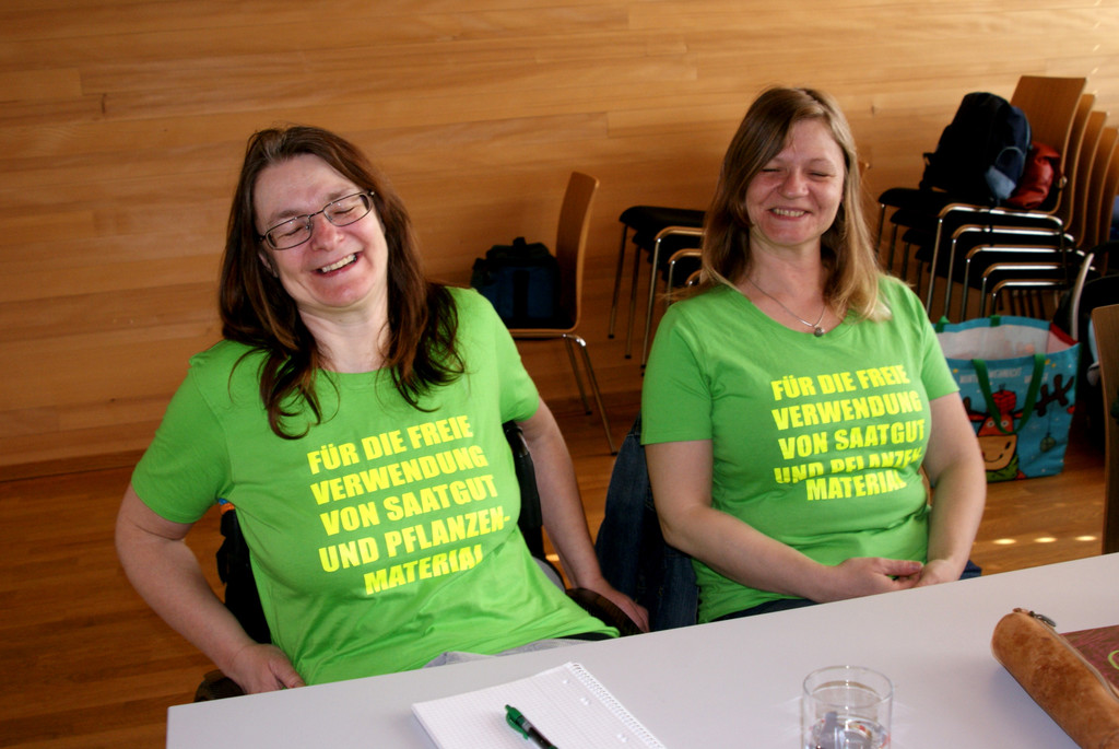 Ulrike und Sabine_ Verfechterinnen des chemiefreien Anbaus.JPG
