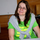 Ulrike will wissen_ woher ihr Gem__se kommt.JPG