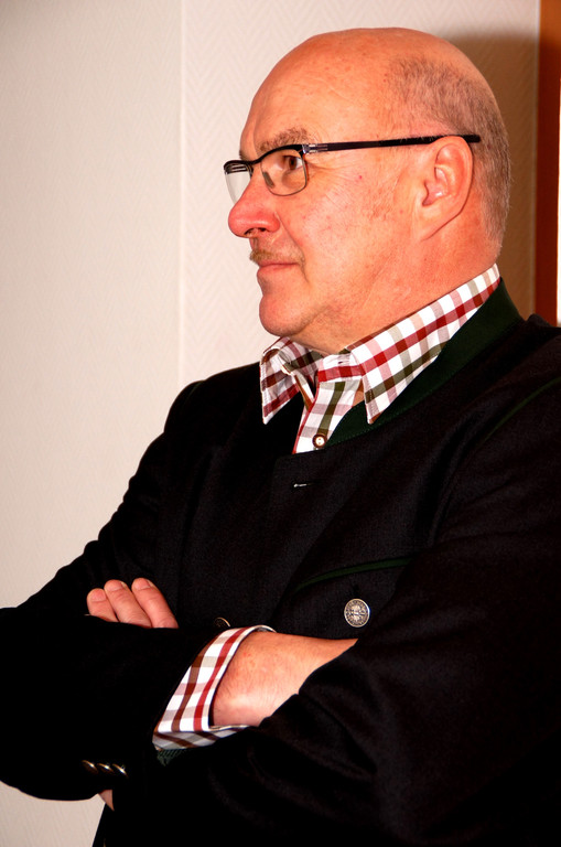 07 Alfred Stoppel_ ein aufmerksamer Zuh__rer.JPG