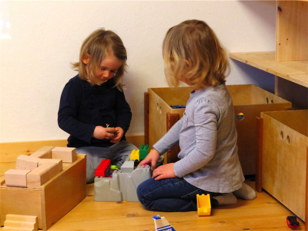 BK_Tag der offenen Tu__r Montesorrikindi Spielblume Tosters 10.JPG