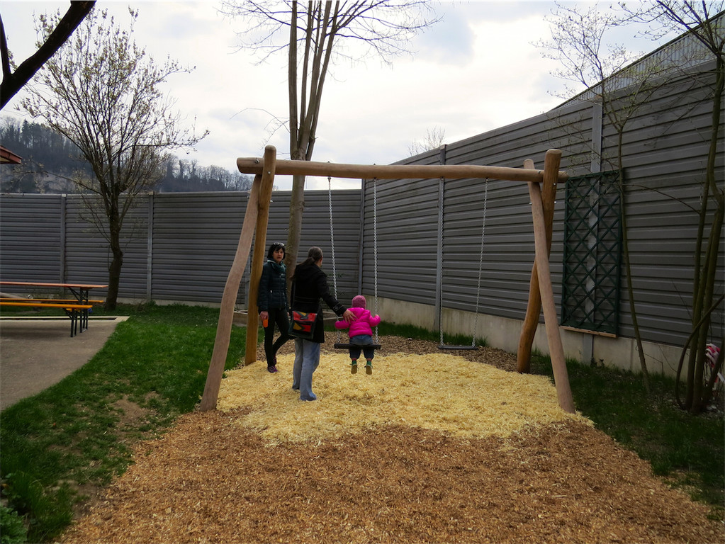 BK_Tag der offenen Tu__r Montesorrikindi Spielblume Tosters 35.JPG